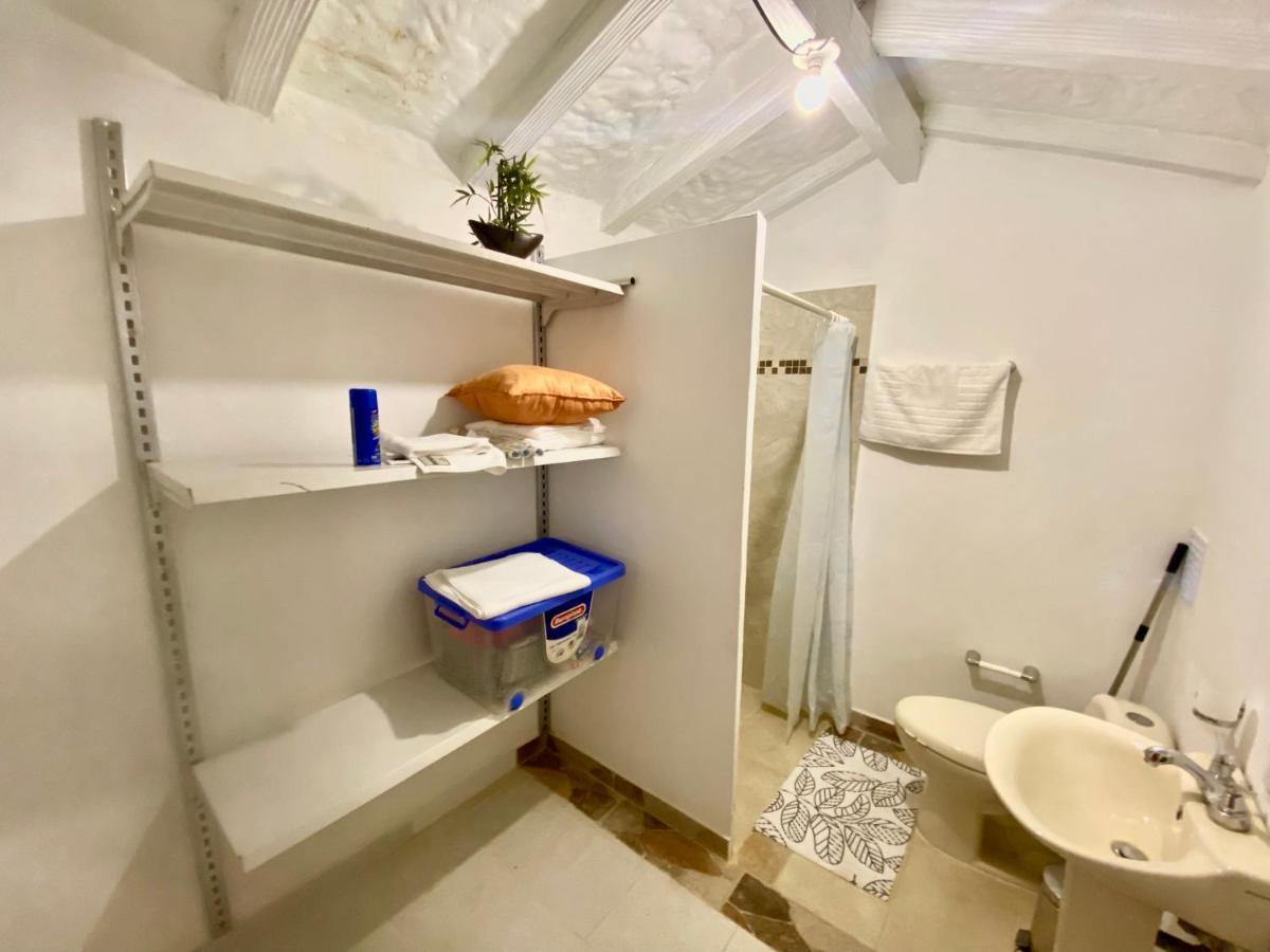 Habitación con entrada independiente cerca al centro histórico Cartagena Exterior foto