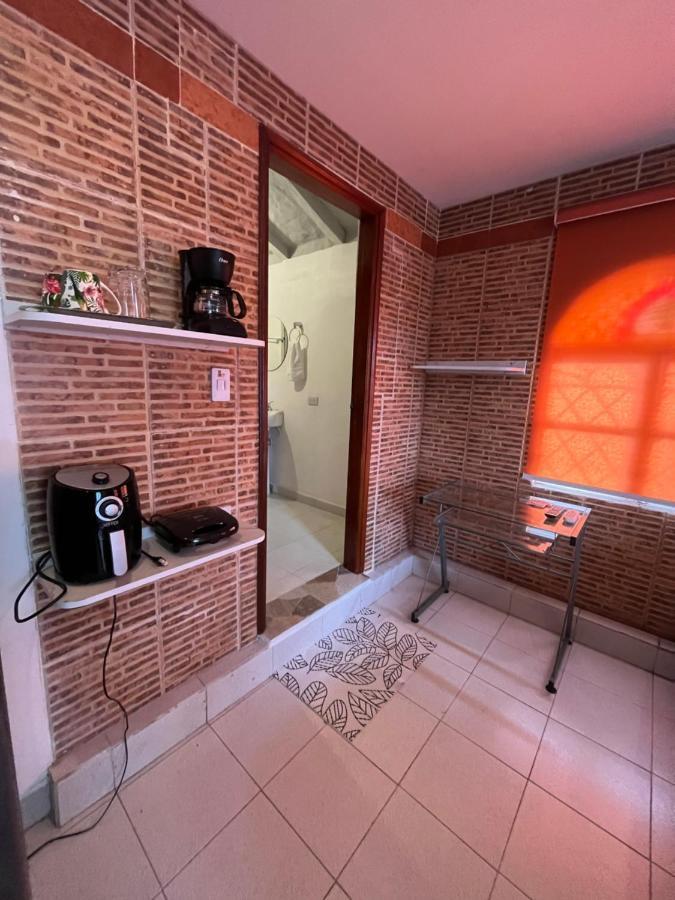 Habitación con entrada independiente cerca al centro histórico Cartagena Exterior foto