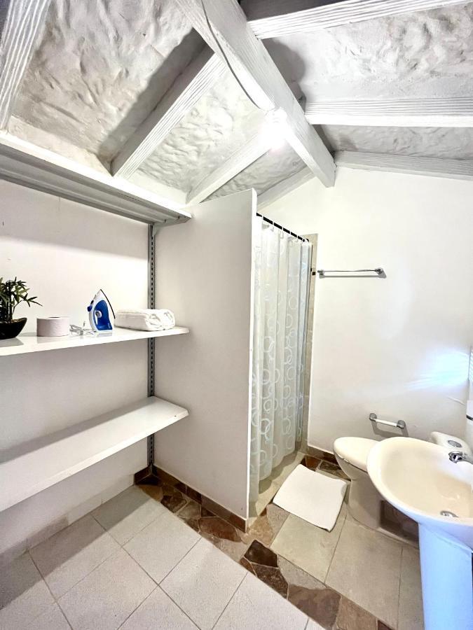 Habitación con entrada independiente cerca al centro histórico Cartagena Exterior foto